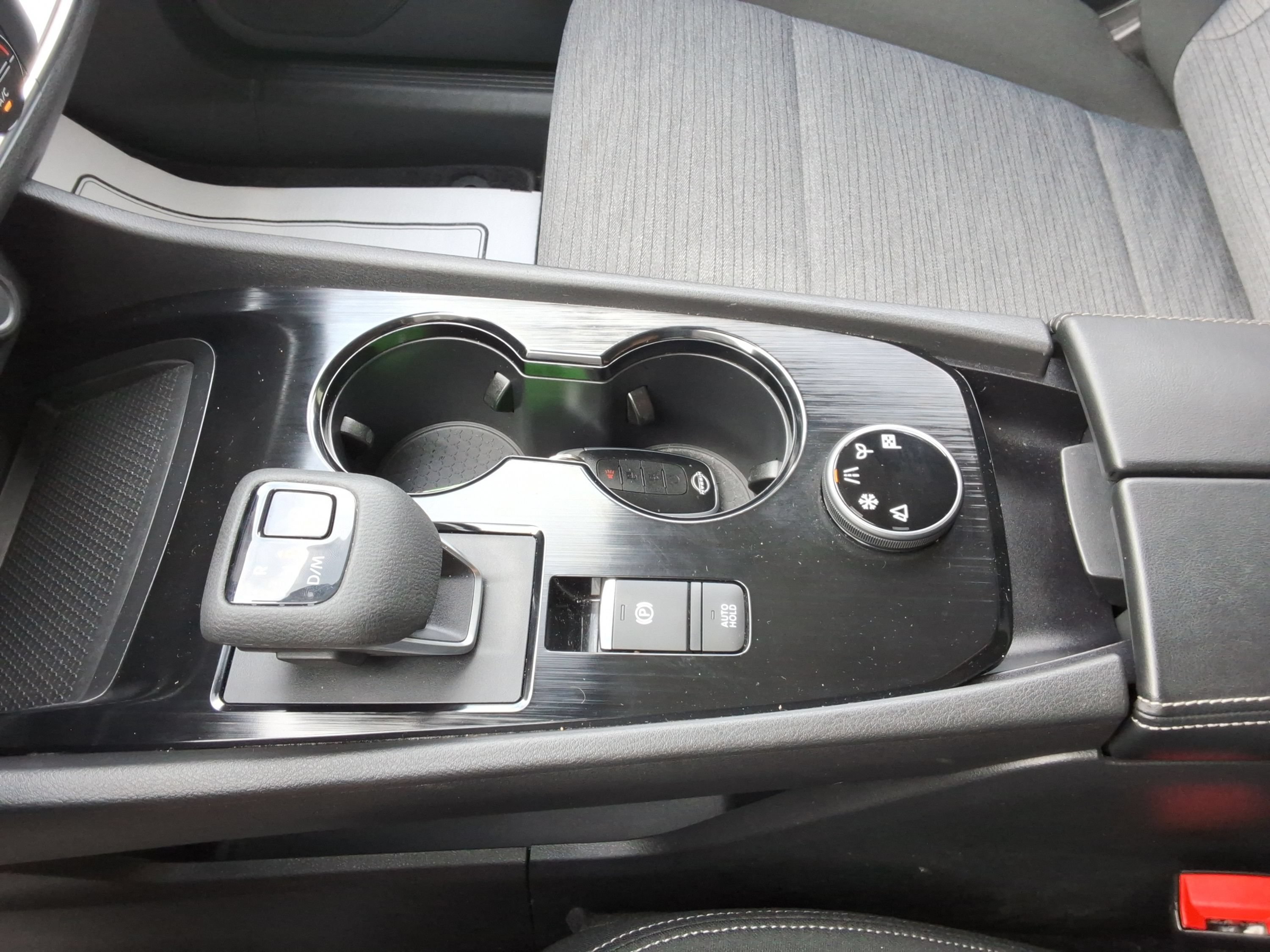Used 2023 Nissan Rogue SV AWD/4WD image 31