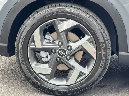 New 2026 Hyundai Venue SEL FWD image 35