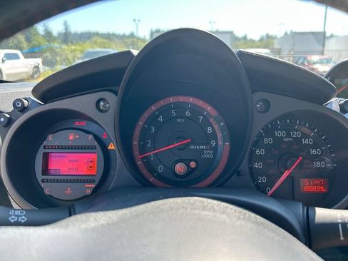 Used 2015 Nissan 370Z NISMO RWD image 11