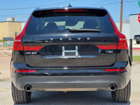 Used 2018 Volvo XC60 T5 Momentum w/ Convenience Package AWD/4WD image 6