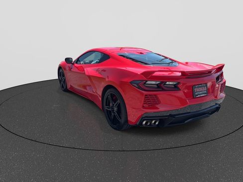 Used 2022 Chevrolet Corvette Stingray Premium Cpe w/ Z51 Performance Package RWD image 7