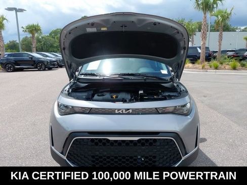 Certified 2025 Kia Soul LX w/ LX Technology Package FWD image 9