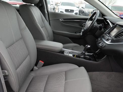 Used 2018 Chevrolet Impala LT image 15
