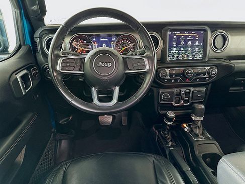 Used 2020 Jeep Wrangler Unlimited Sahara w/ Uconnect 4C Nav & Sound Group image 22