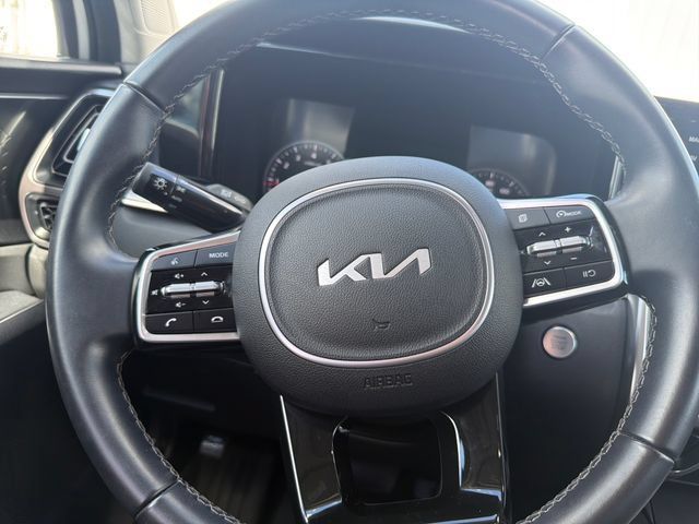 Used 2023 Kia Sorento S w/ Panoramic Sunroof Package FWD image 15