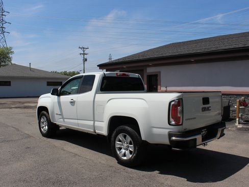 Used 2015 GMC Canyon SLE w/ SLE Convenience Package RWD image 9