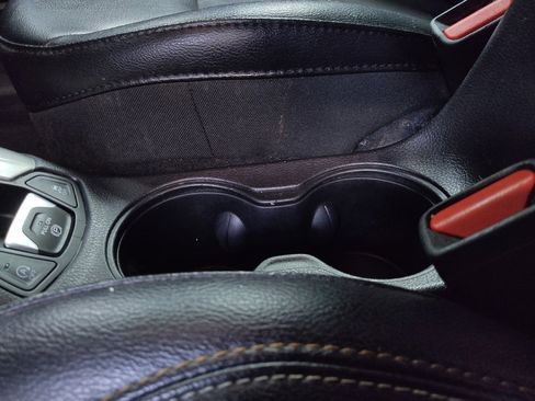 Used 2018 Jeep Compass Latitude w/ Cold Weather Group image 26