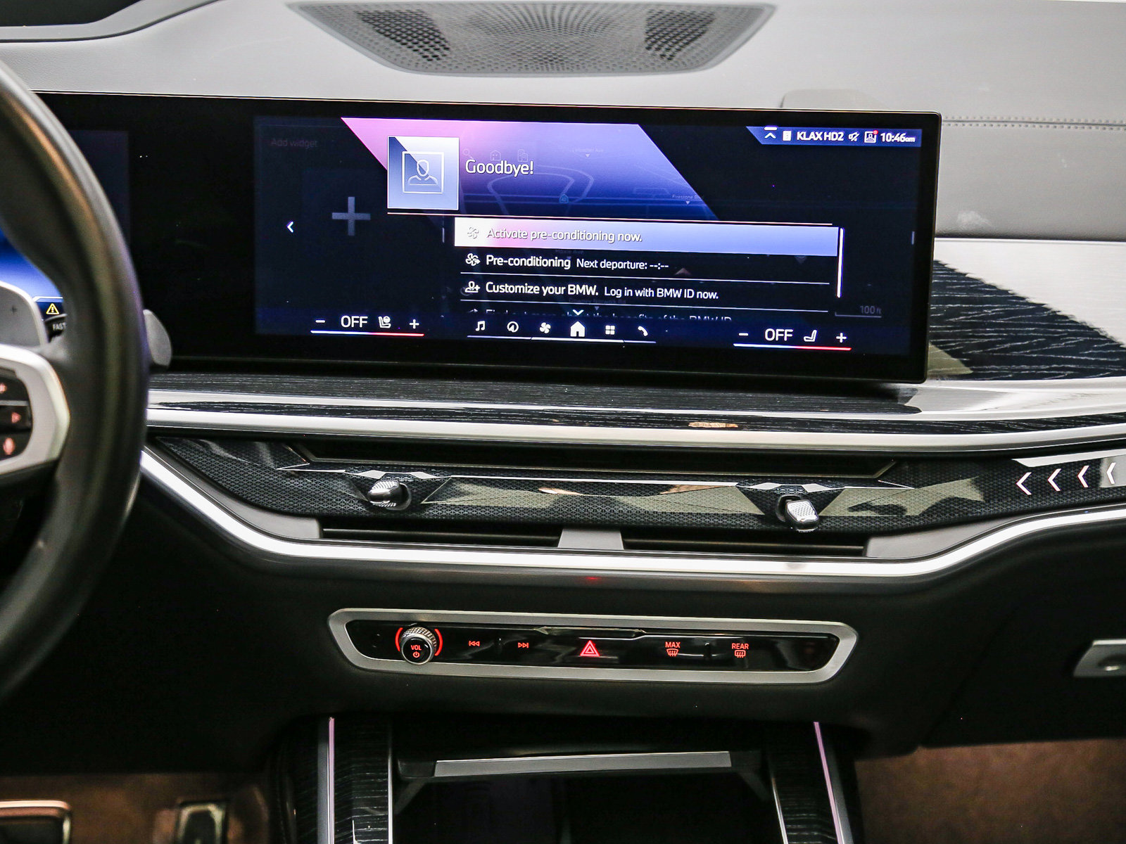 Used 2024 BMW X7 xDrive40i w/ M Sport Package AWD/4WD image 14