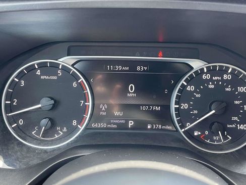 Used 2024 Nissan Rogue SV FWD image 24