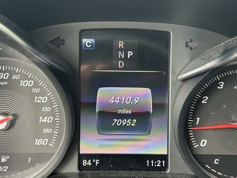 Used 2019 Mercedes-Benz GLC 300 image 10