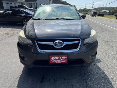 Used 2015 Subaru Crosstrek 2.0i Premium AWD/4WD image 2