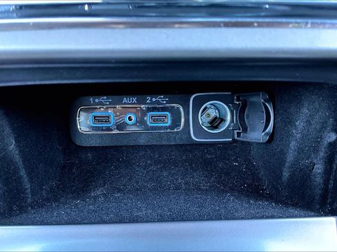 Used 2021 Jeep Grand Cherokee Laredo X image 33