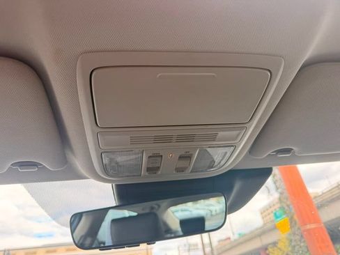Used 2019 Honda Accord EX-L image 24