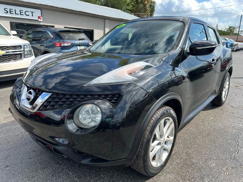 Used 2016 Nissan Juke S image 2