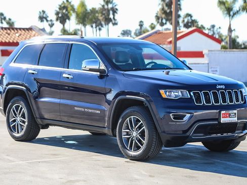 Used 2017 Jeep Grand Cherokee Limited image 4
