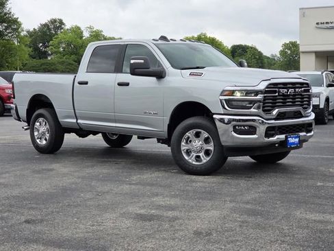 New 2026 RAM 2500 Lone Star AWD/4WD image 2
