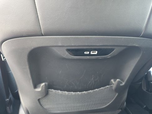Used 2025 Chrysler Pacifica Select FWD image 24