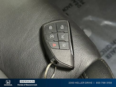 Used 2023 Chevrolet Tahoe Z71 w/ Luxury Package AWD/4WD image 32