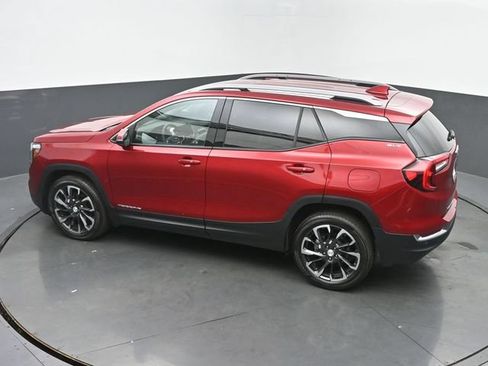 Used 2023 GMC Terrain SLT w/ LPO, Floor Liner Package FWD image 38
