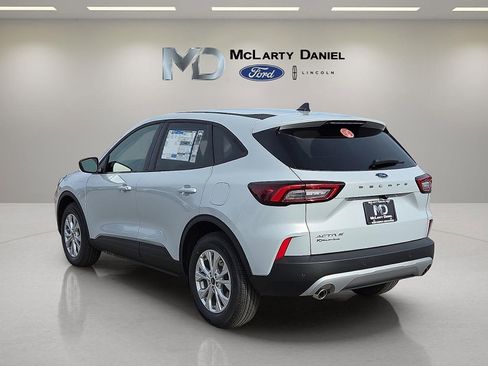 New 2026 Ford Escape Active w/ Tech Pack #1 FWD image 4