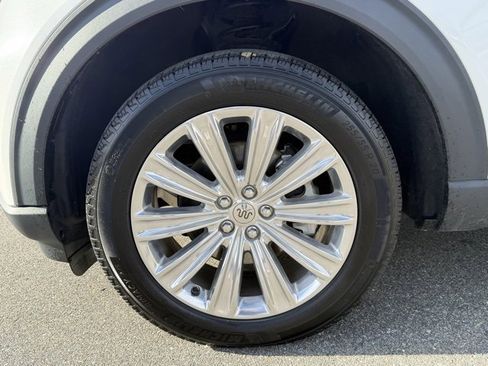 Used 2023 Ford Explorer King Ranch w/ Technology Package image 9