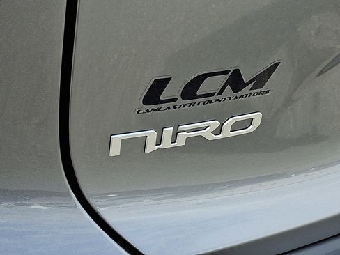 New 2025 Kia Niro Wind w/ Wind Preserve Package image 18