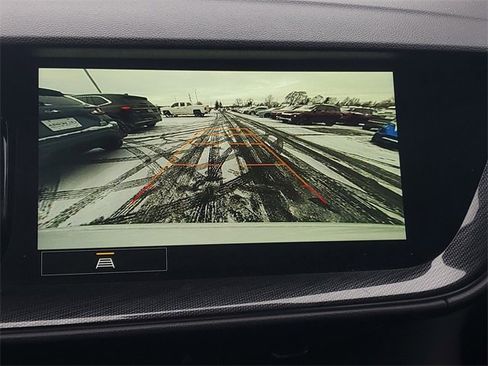 Used 2023 Buick Envision Preferred w/ Sport Touring Package image 27