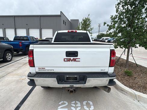 Used 2016 GMC Sierra 2500 SLT w/ Duramax Plus Package AWD/4WD image 5