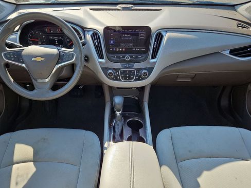 Used 2023 Chevrolet Malibu LT FWD image 25