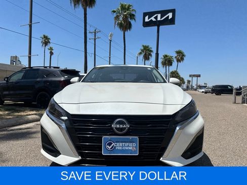 Used 2024 Nissan Altima 2.5 SV w/ SV Premium Package FWD image 2