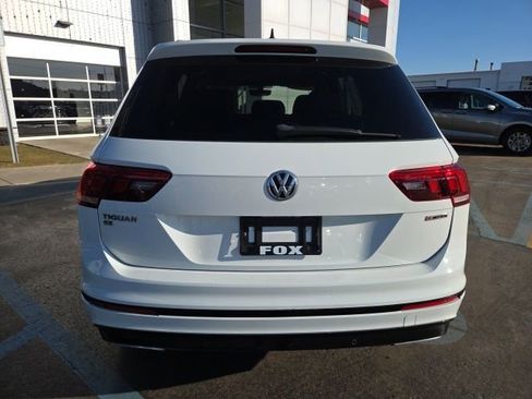 Used 2020 Volkswagen Tiguan SE R-Line image 6