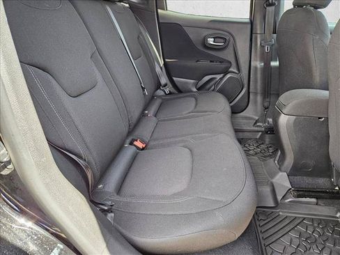 Used 2020 Jeep Renegade Sport FWD image 18