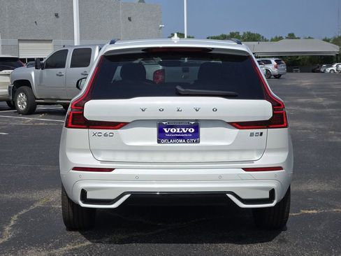 Used 2026 Volvo XC60 B5 Plus w/ Protection Package Premier image 6