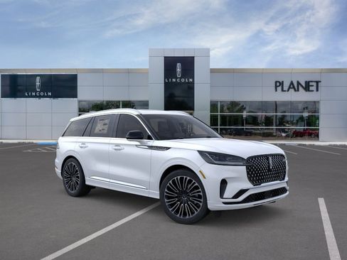 New 2026 Lincoln Aviator Black Label AWD/4WD image 7