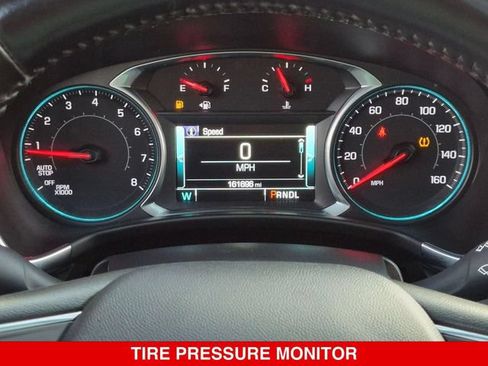 Used 2018 Chevrolet Equinox Premier AWD/4WD image 22