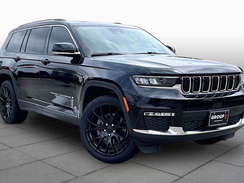 Used 2021 Jeep Grand Cherokee L Limited AWD/4WD image 3