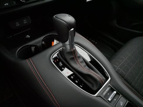 Used 2027 Honda HR-V Sport image 24