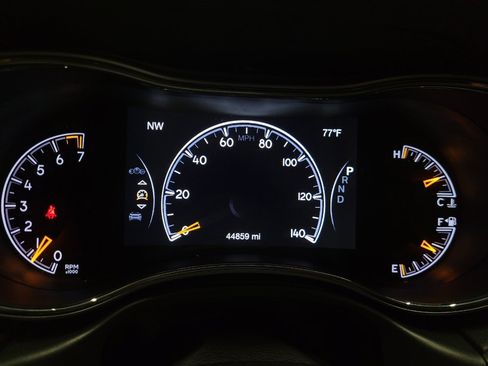 Used 2022 Jeep Grand Cherokee Laredo E AWD/4WD image 23