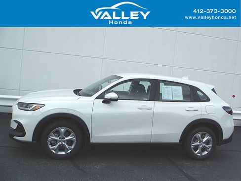 Used 2024 Honda HR-V LX image 2