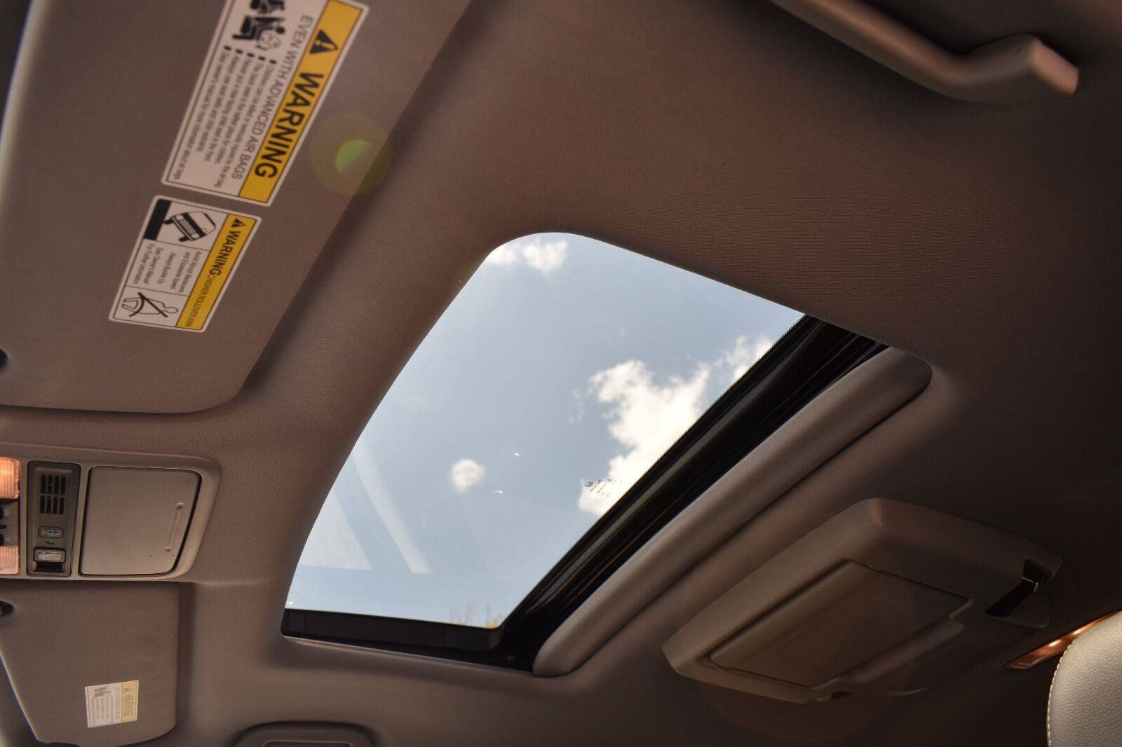 Used 2022 Honda Pilot Touring image 13