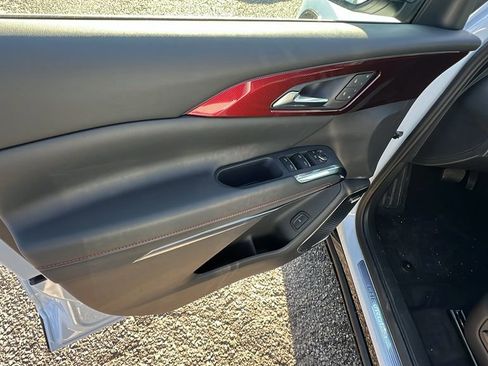 New 2026 Chevrolet Traverse RS image 11