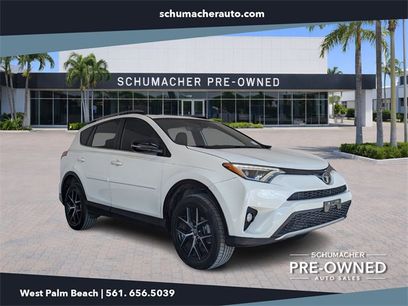 Used 2018 Toyota RAV4 SE