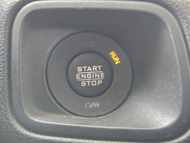 Used 2024 Jeep Gladiator Sport AWD/4WD image 21