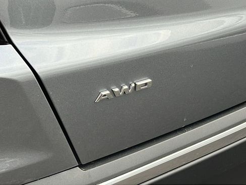 Used 2022 Cadillac XT5 Premium Luxury image 18