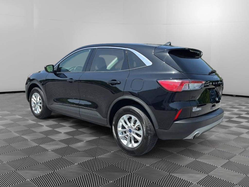 Used 2022 Ford Escape SE w/ Convenience Package AWD/4WD image 3