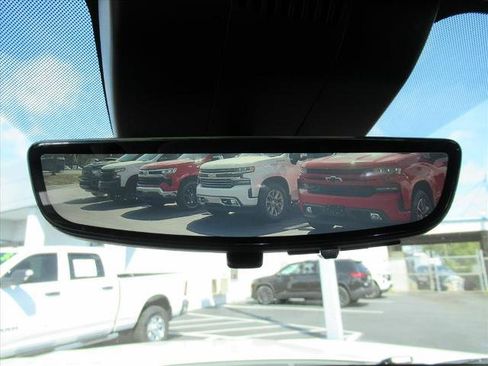 Certified 2024 Chevrolet Tahoe High Country w/ Advanced Technology Package image 31