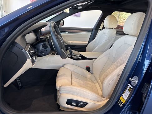 Certified 2023 BMW 540i xDrive w/ M Sport Package AWD/4WD image 14