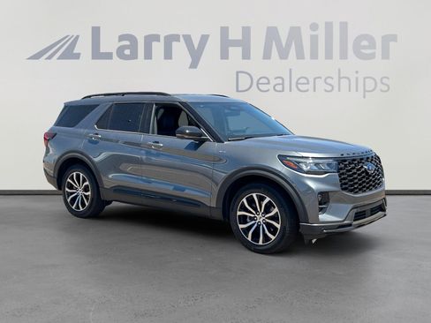 New 2026 Ford Explorer ST-Line RWD image 7