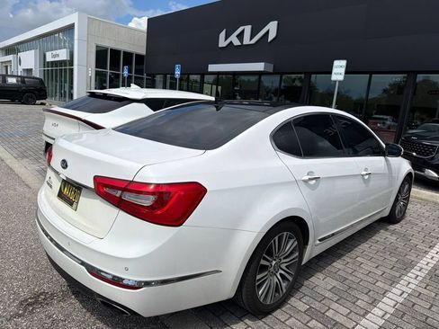 Used 2016 Kia Cadenza Premium FWD image 10