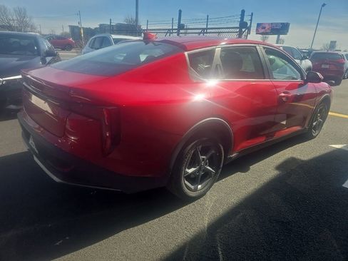 Used 2025 Kia K4 LXS image 3